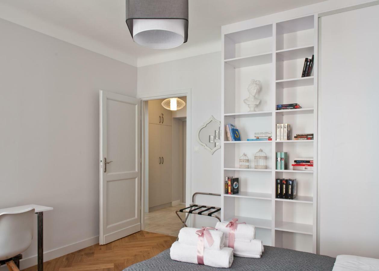 Red Brick Old Town Apartment Warschau Exterior foto